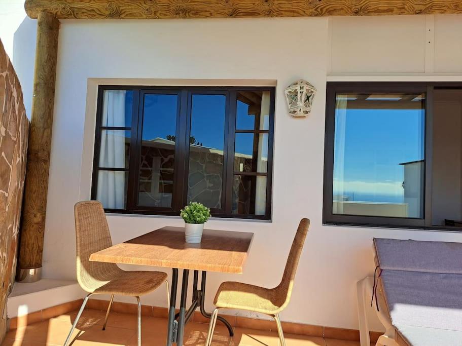 Apartamento Valentina Tias Bagian luar foto