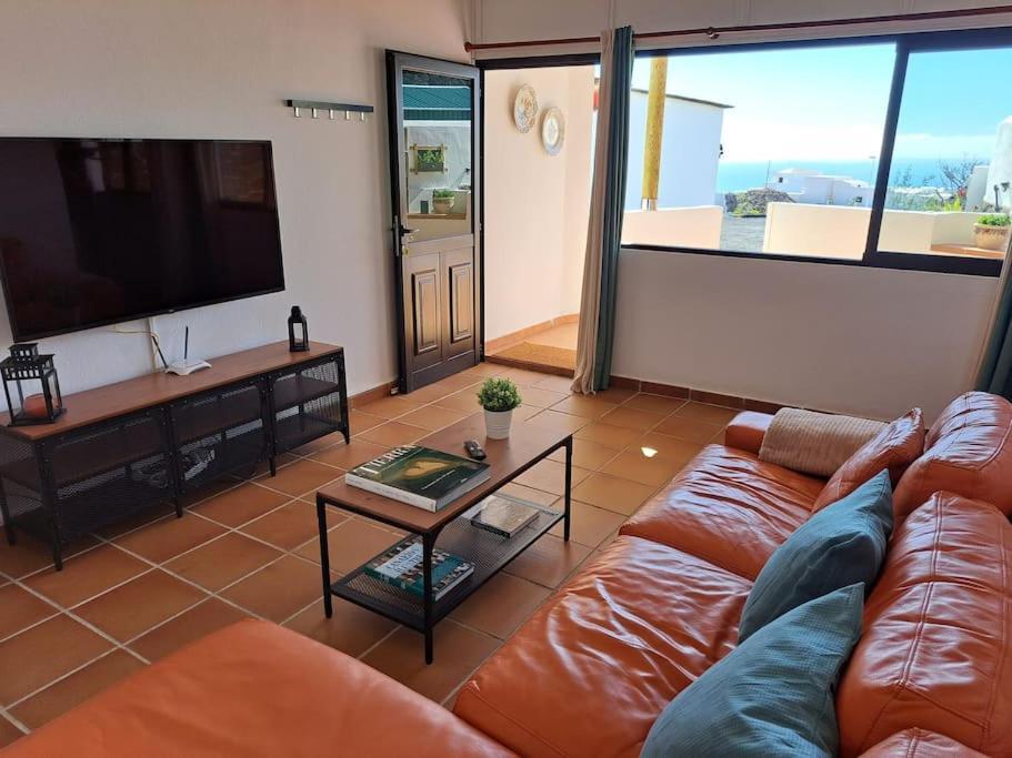 Apartamento Valentina Tias Bagian luar foto