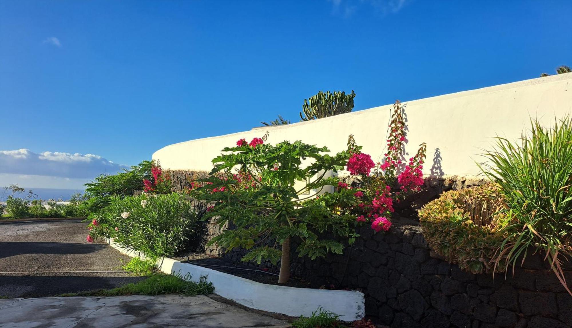 Apartamento Valentina Tias Bagian luar foto